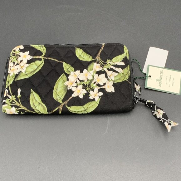 Vera Bradley Wallet Retired Rare Jasmine Black Floral Zip Around New 2003 - Picture 4 of 5